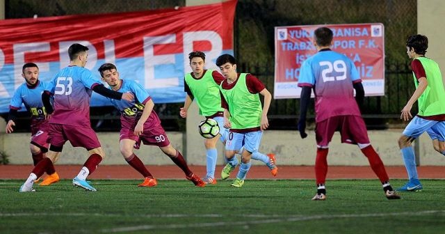 Makedon ve Türk takımları arasında &#039;Trabzonspor&#039; dostluğu