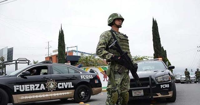 Meksika&#039;da çete çatışması: 14 ölü