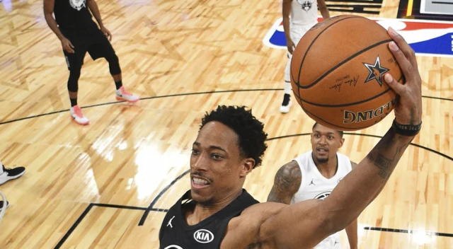 NBA All-Star'da kazanan Lebron'ın takımı