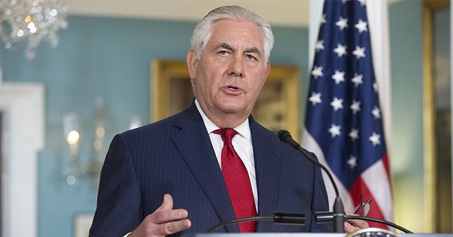 Tillerson Türkiye&#039;ye geliyor: YPG&#039;ye asla ağır silah vermedik