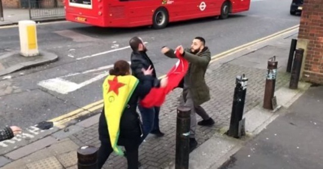 Türk vatandaşına saldıran PKK&#039;lıya Londra&#039;da polis dayağı