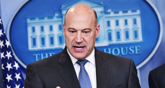 Trump&#039;ın danışmanı Gary Cohn istifa etti!