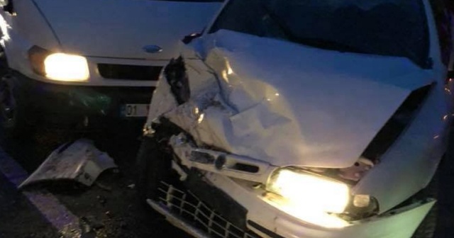 Adana&#039;da trafik kazası: 5 yaralı