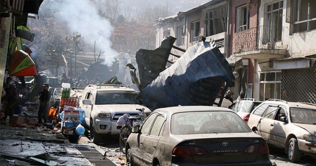 Afganistan&#039;da bomba yüklü araçla saldırı: 3 ölü, 4 yaralı