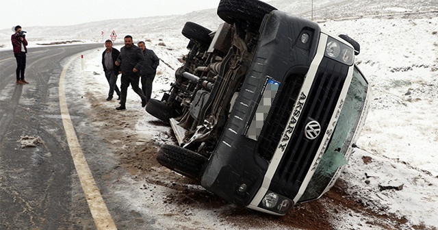 Aksaray&#039;da feci kaza: 17 öğrenci yaralı