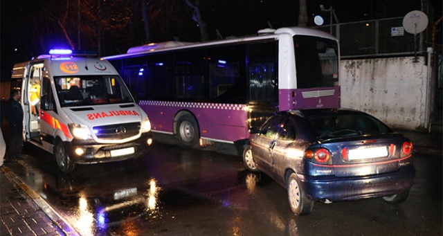 Alkollü ve ehliyetsiz sürücü belediye otobüsüne çarptı