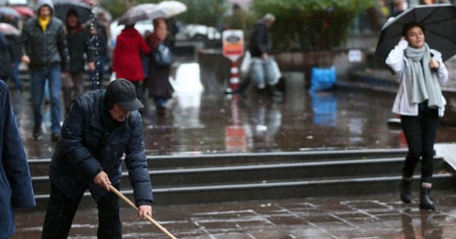 Ankara&#039;ya gök gürültülü sağanak yağış geliyor