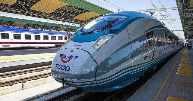 Bakan müjdeyi verdi! İki şehir arası 5.5 saat olacak