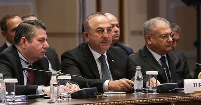 Çavuşoğlu&#039;ndan tarihi ayar: FETÖ&#039;cülerin sorularına cevap vermem