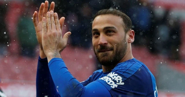 Cenk Tosun dünya yıldızlarını geride bıraktı