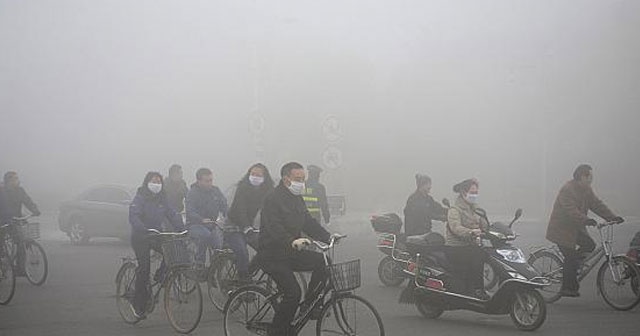 Çin&#039;de yoğun hava kirliliği, turuncu alarm verildi