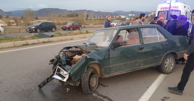 Denizli&#039;de trafik kazası: 1 ölü, 1 yaralı