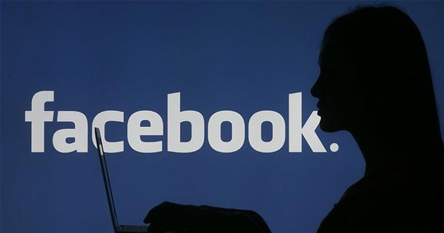 Facebook hisseleri son 5,5 yılın en sert günlük düşüşünü yaşıyor