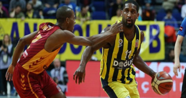 Fenerbahçe Doğuş - Galatasaray Odeabank: 80-60