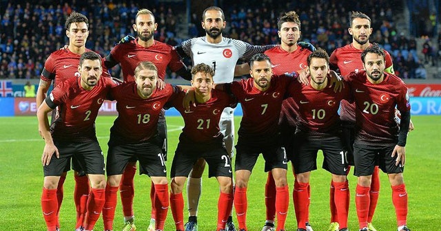 FIFA dünya sıralamasında Türkiye&#039;nin yeri değişmedi