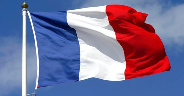 Fransa&#039;da sosyal medyada terörü övmeye hapis cezası verildi