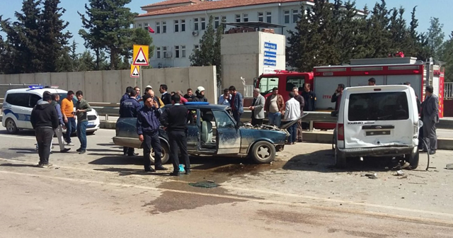 Gaziantep&#039;te feci kaza, ölü ve yaralılar var!