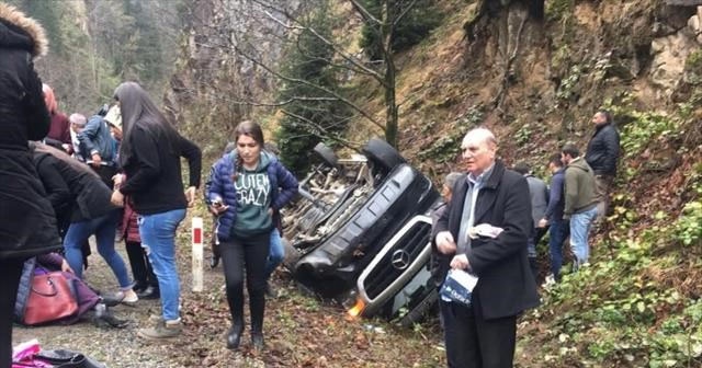 Giresun’da yolcu minibüsü kaza yaptı: 16 yaralı