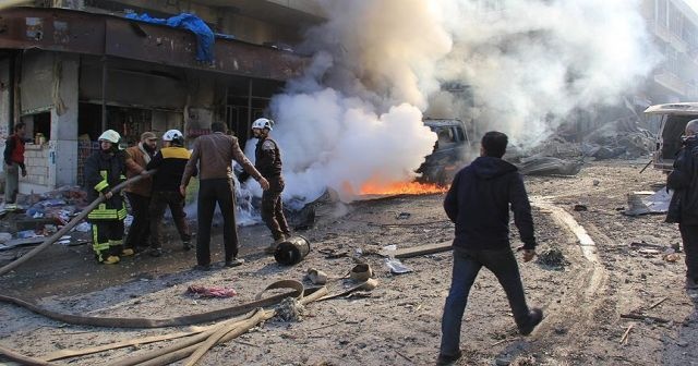 İdlib&#039;de pazar yerine hava saldırısı: Çok sayıda sivil öldü