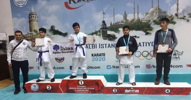 İhlas Koleji karatede yine zirvede