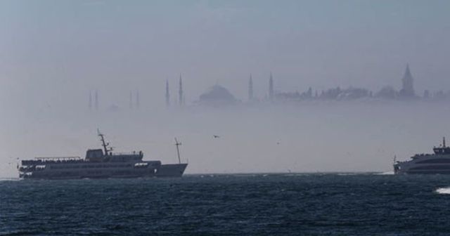 İstanbul Boğazı gemi geçişlerine kapatıldı