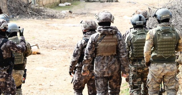 JÖH ve PÖH&#039;ler Afrin görevine başladı! İşte gelen ilk görüntüler...