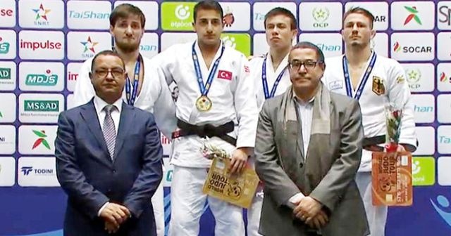 Judoda 2 altın