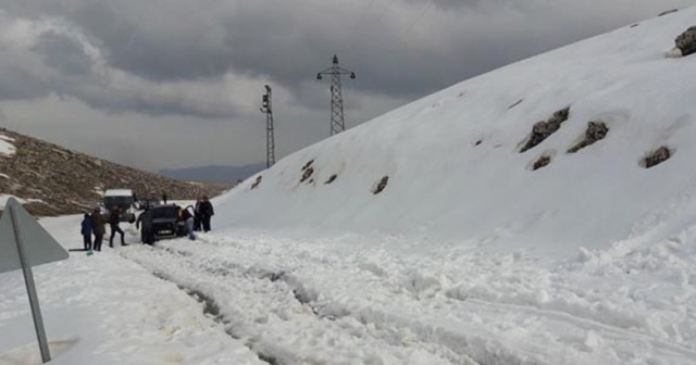 Nemrut Dağı&#039;na çıkmak isteyen 7 kişi mahsur kaldı