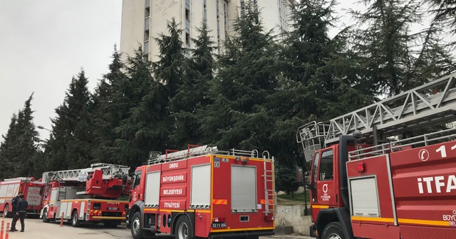 Ordu Devlet Hastanesinin çatı kısmında yangın çıktı