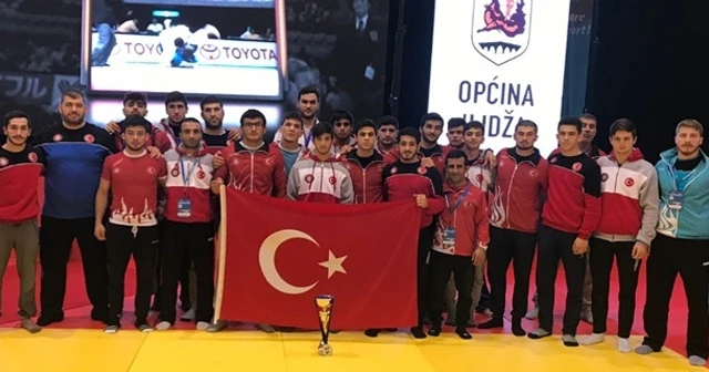 Saraybosna'da tatamiye Türk damgası