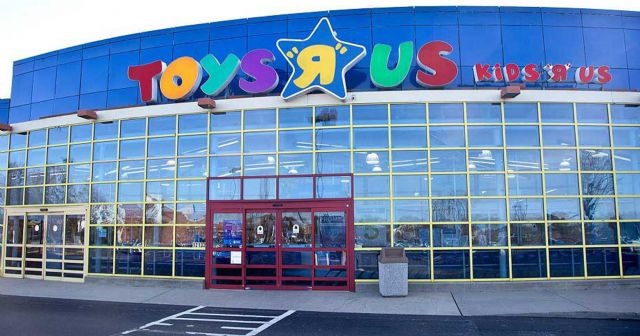 Toys `R` Us ABD`deki tüm mağazalarını kapatıyor