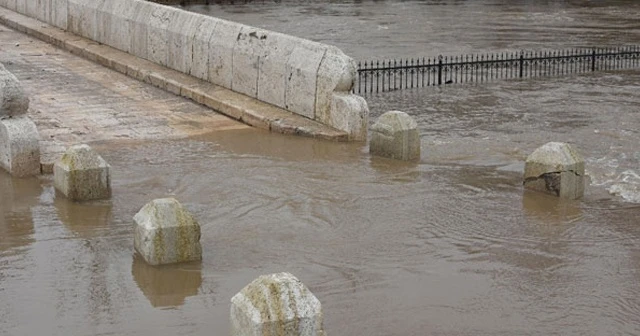 Tunca Nehri taştı, bir kişi hayatını kaybetti