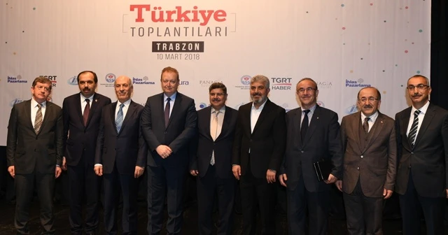 Türkiye Gazetesi yazarları Trabzon’da okuyucularıyla buluştu