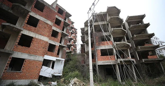 Yalova'daki toprak kayması sebebiyle evler boşaltılıyor