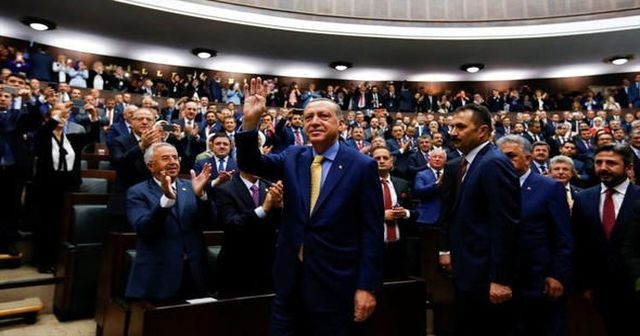 AK Parti&#039;de 9 isim için kritik karar