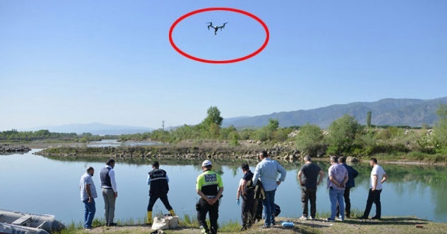 Balık tutanlar fark etti! Drone&#039;un çektiği görüntüyü izleyince...