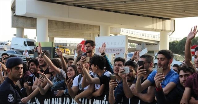 Beşiktaş’a İzmir’de coşkulu karşılama