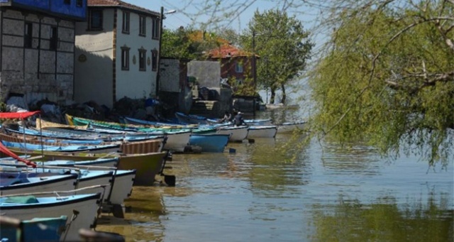 Dünyanın en güzel köyü Venedik gibi oldu