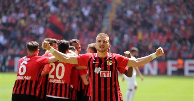 Eskişehirspor Samsunspor’a patladı