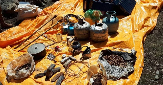 Hakkari’de 19 kilo plastik patlayıcı ele geçirildi