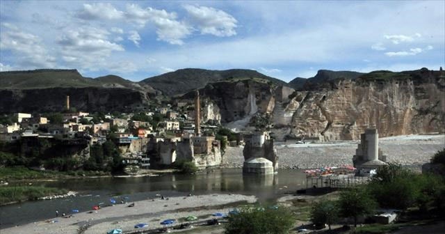 Hasankeyf’e turist akını