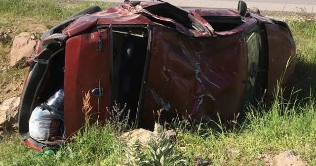 Kontrolden çıkan araç takla attı: 9 yaralı
