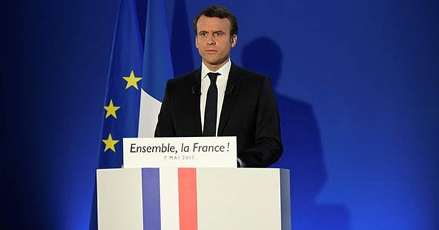 Macron: Yeni bir Suriye oluşturmamız gerekiyor