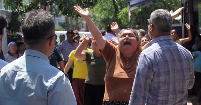 Polis lince karşı etten duvar ördü