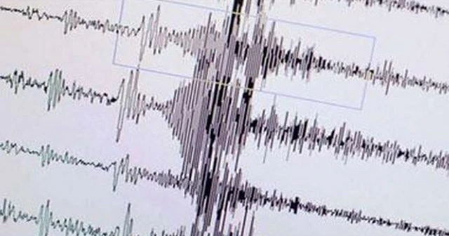 Son dakika... Denizli'de deprem oldu, sarsıntı büyük oldu