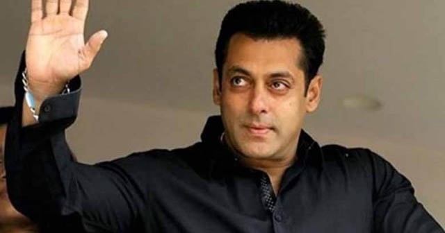 Ünlü Bollywood aktörüne 2 yıl hapis cezası verildi