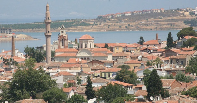 Vatandaş sandık başına gitmeden önce otellere koştu