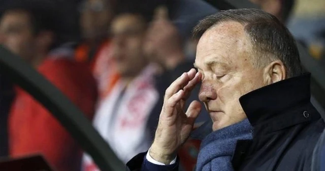 Advocaat'ın takımı küme düştü