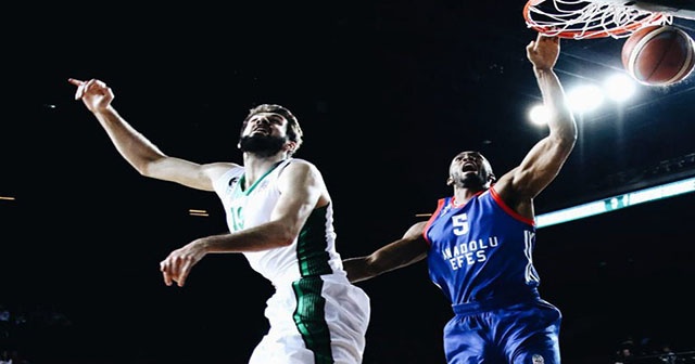 Anadolu Efes yarı finalde