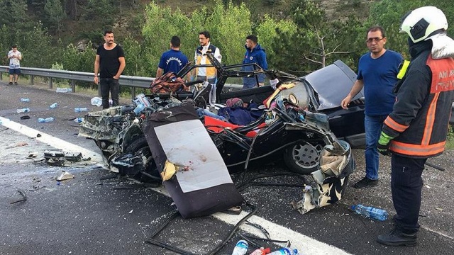 Ankara’da trafik kazası: 3 ölü 1 yaralı